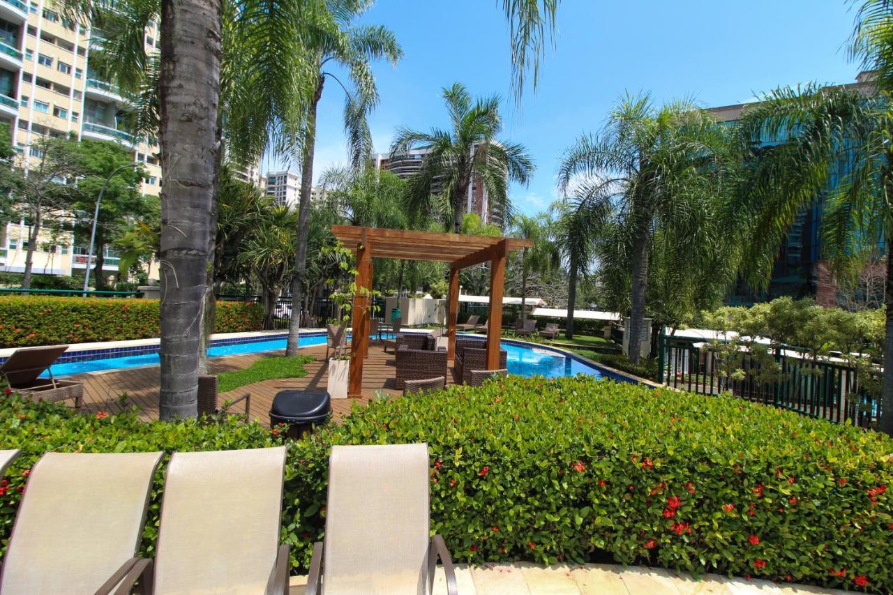Barra Da Tijuca - 508 - De Frente Para Maravilhosa Piscina - Estacionamento Gratuito - Academia Comphania Atletica - Balsa Para Praia Gratis - Microondas - Geladeira Grande - Recepcao 24Horas - Wi-Fi - Com Pia 里约热内卢 外观 照片