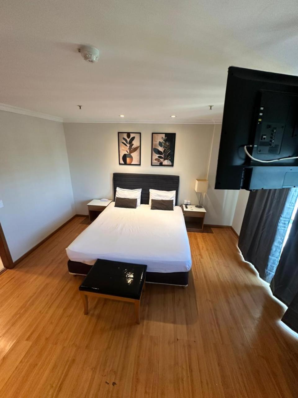 Barra Da Tijuca - 508 - De Frente Para Maravilhosa Piscina - Estacionamento Gratuito - Academia Comphania Atletica - Balsa Para Praia Gratis - Microondas - Geladeira Grande - Recepcao 24Horas - Wi-Fi - Com Pia 里约热内卢 外观 照片